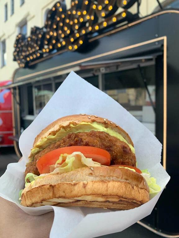 Бургер крупным планом